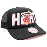 Gorra Mitchell & Ness Miami Heat Billboard Trucker
