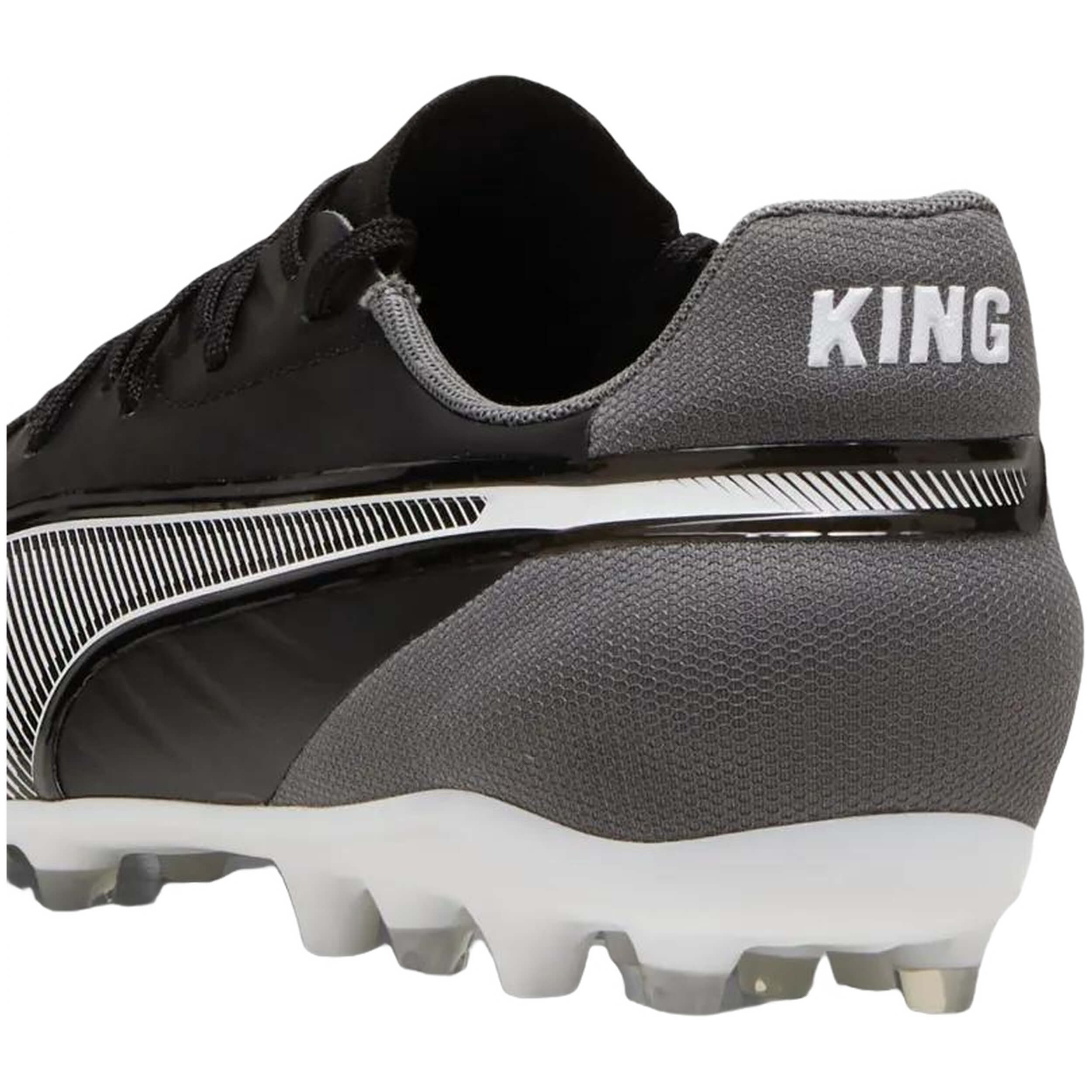 Botas De Futbol Puma King Match Mg