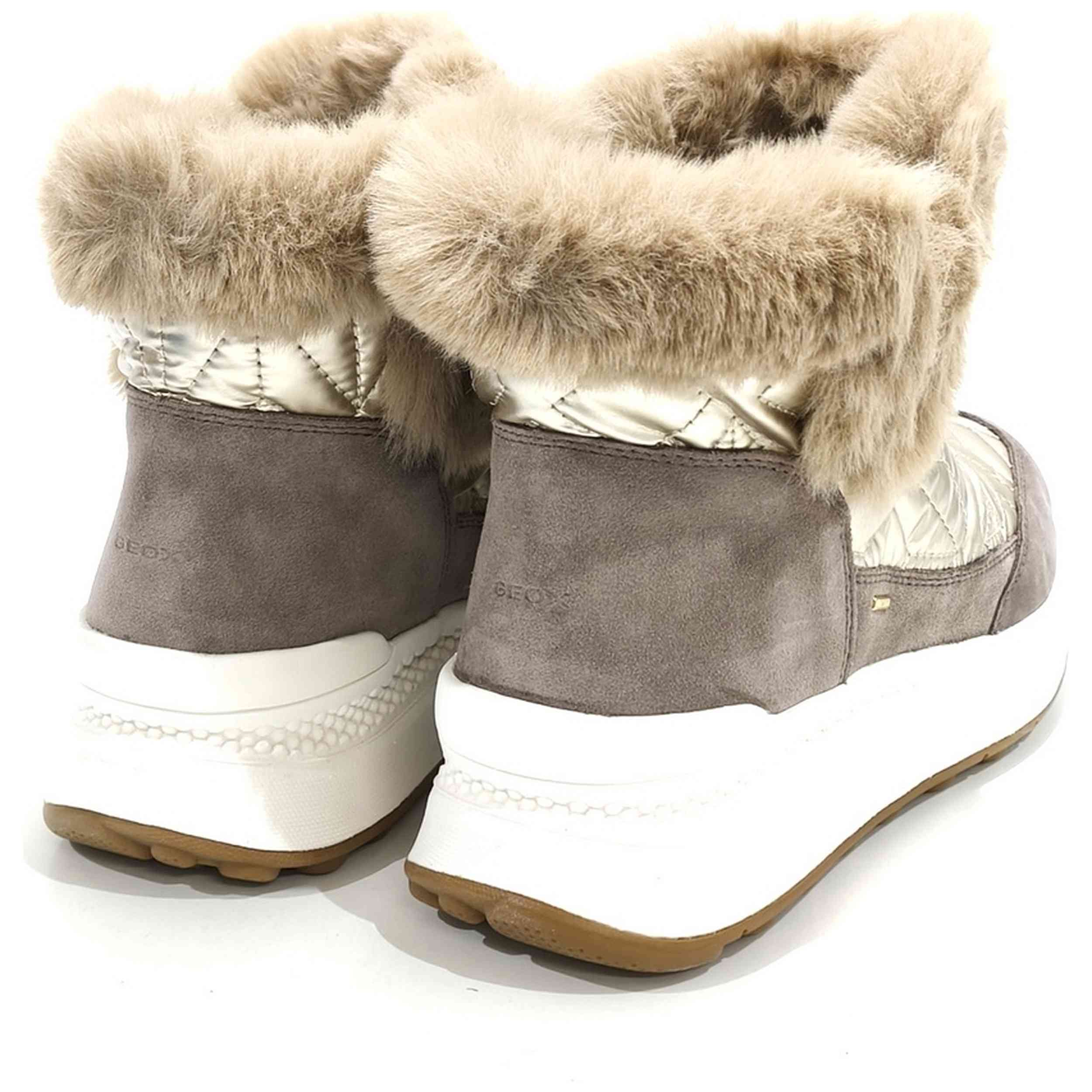 Imagen del producto con referencia 121-D46WPB-OLV22