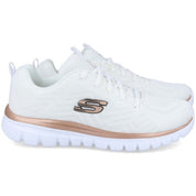 Skechers sneakers