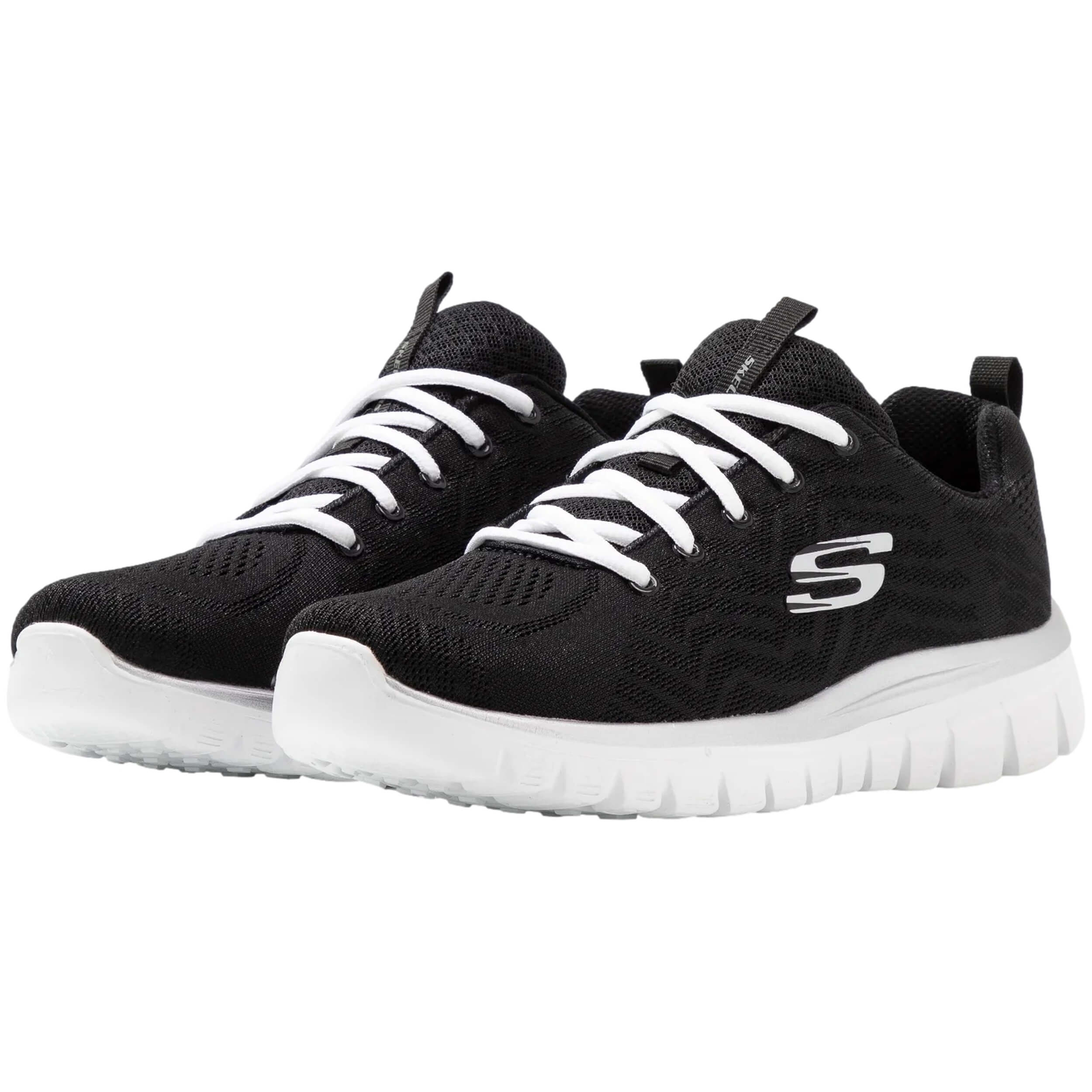 Skechers sneakers