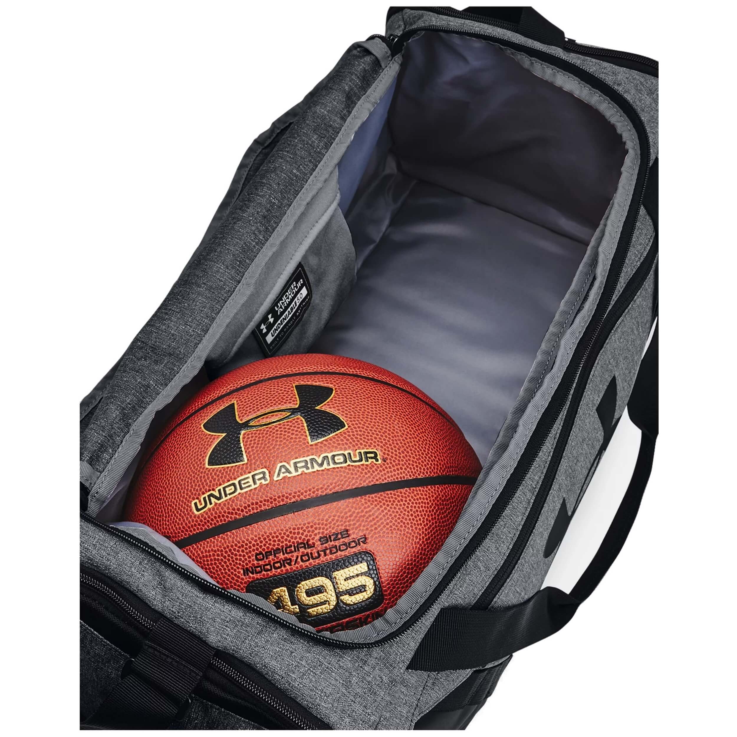 Under Armour Undeniable 5.0 Duffle Gym Bag