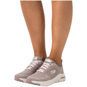 Skechers sneakers