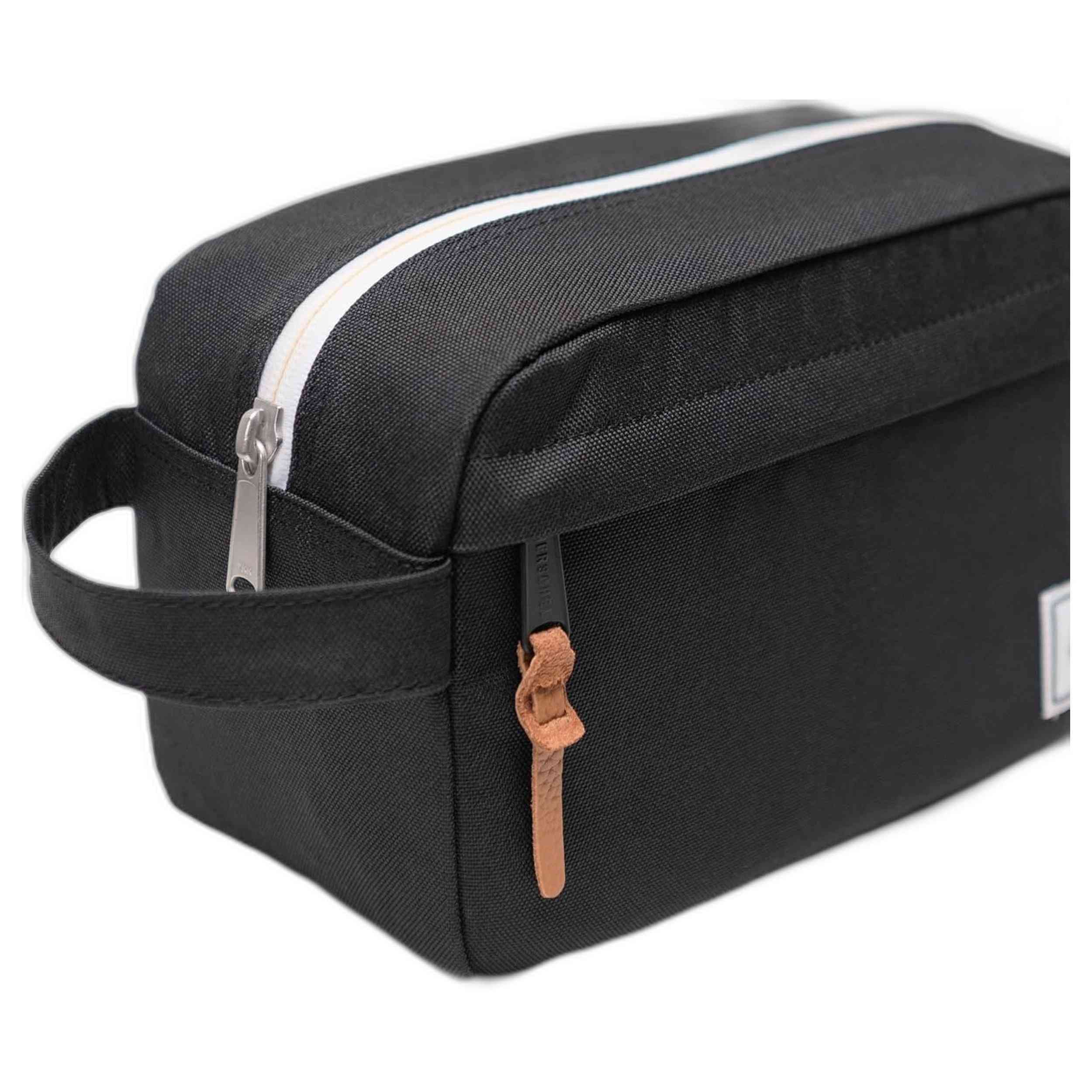  Herschel Chapter Travel Kit