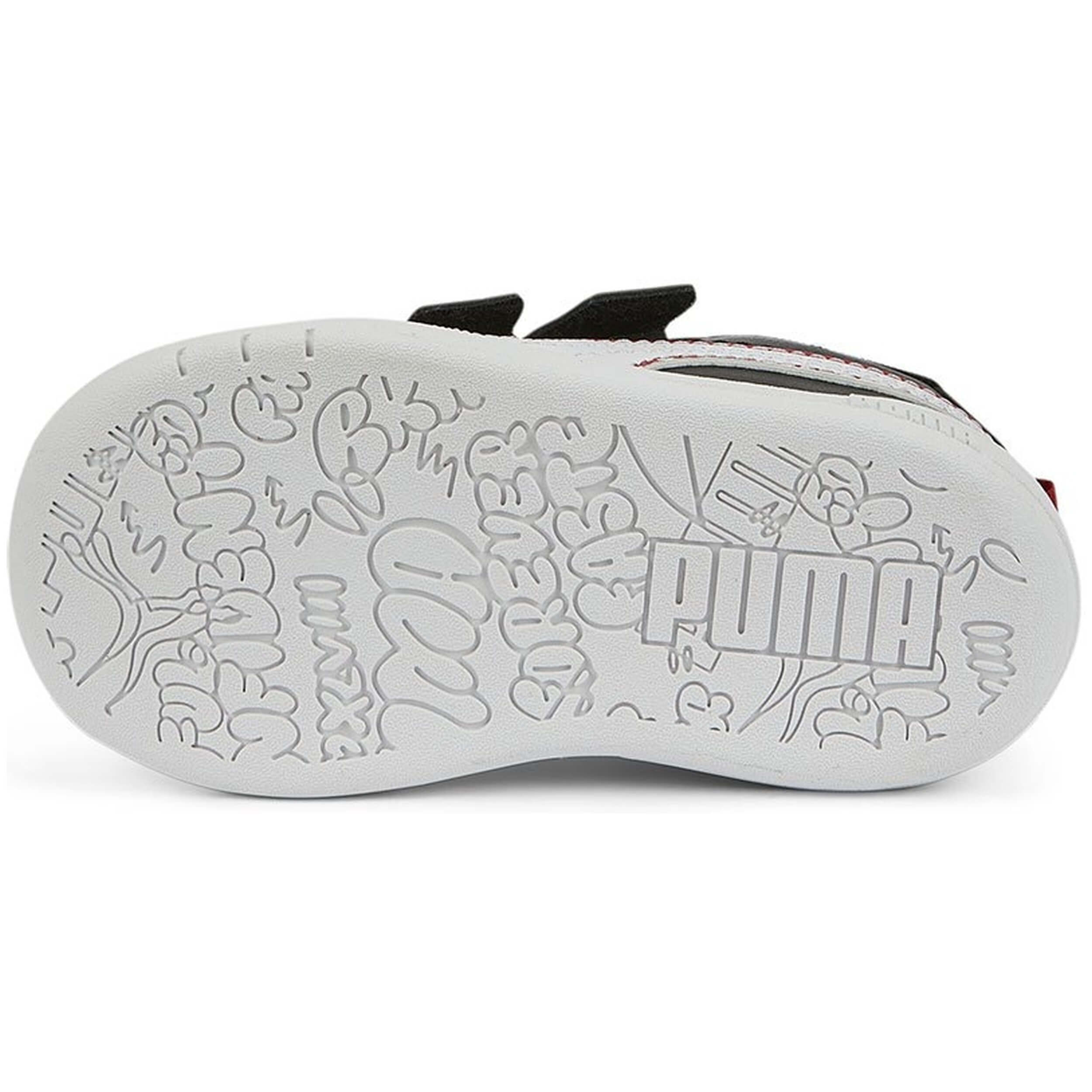 Puma Sneakers