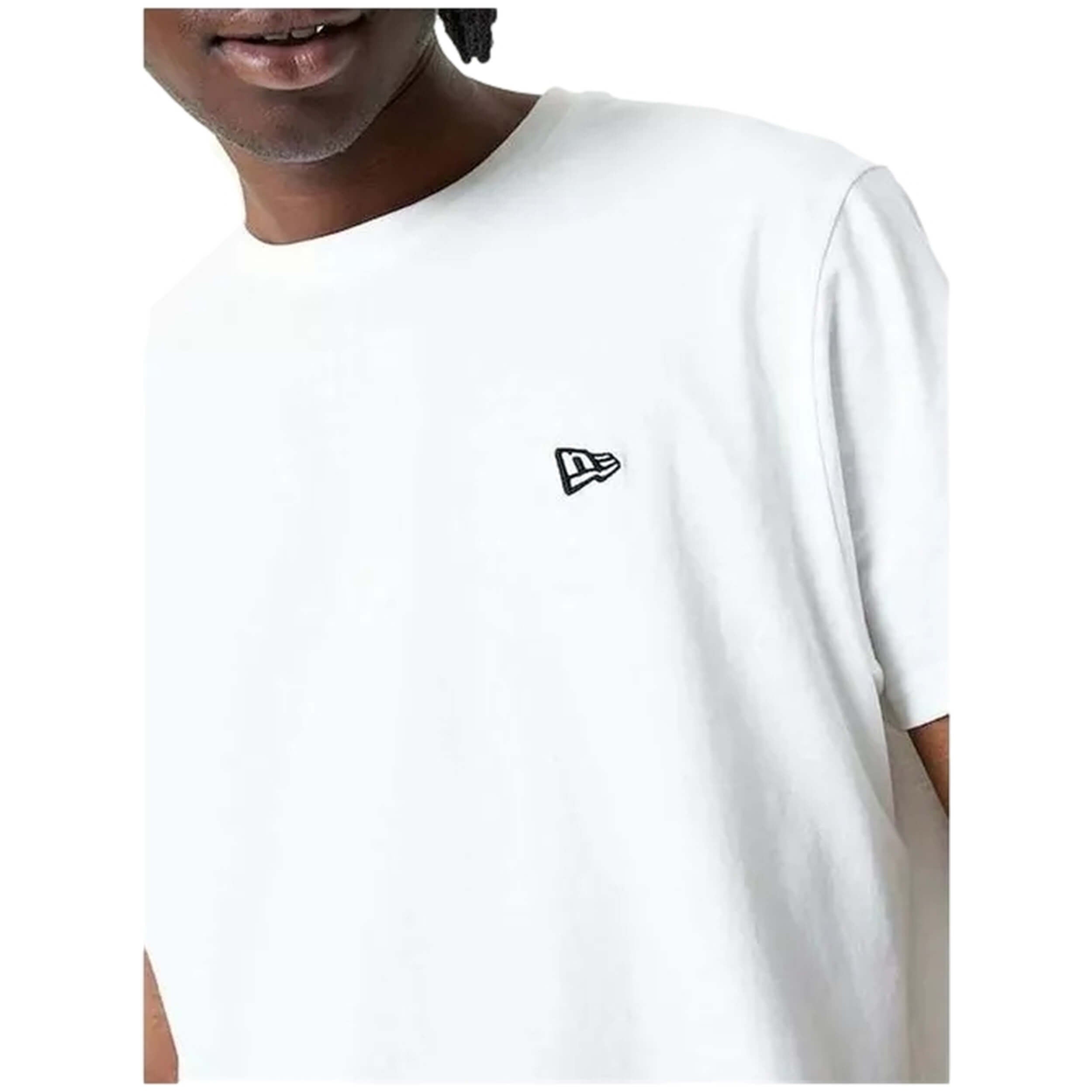 New Era Essentials Short Sleeve T-Shirt