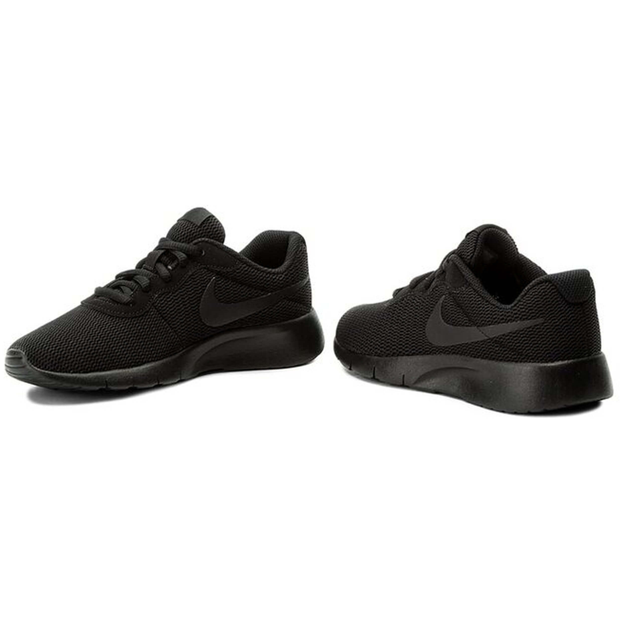  Nike Tanjun