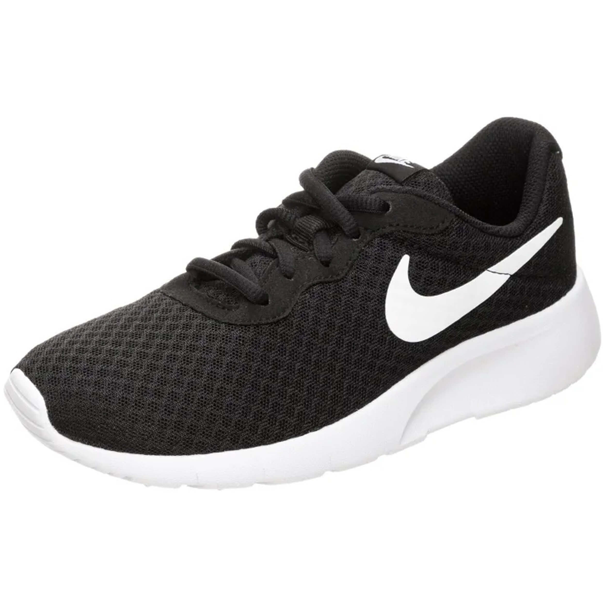 Nike Tanjun