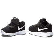  Nike Tanjun