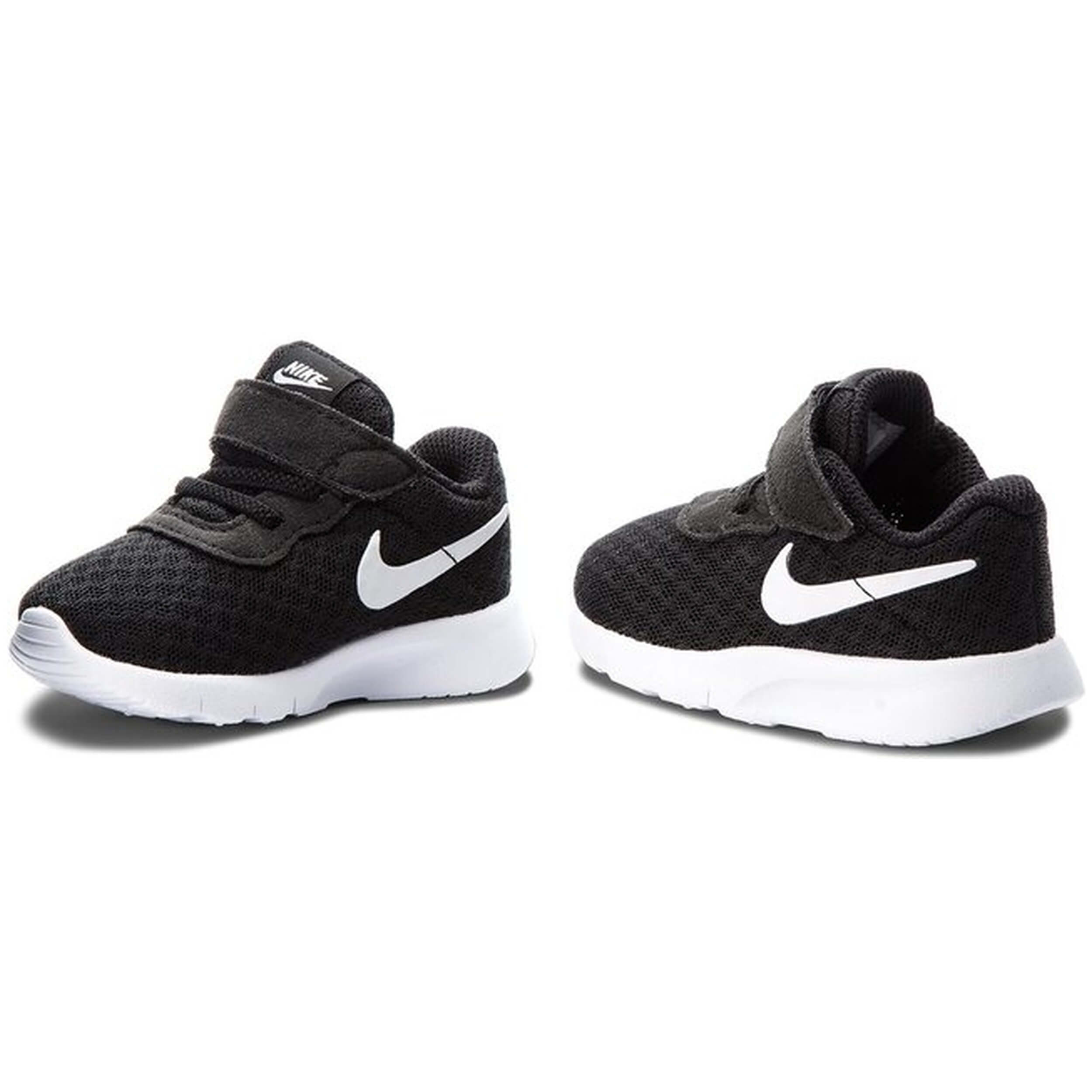  Nike Tanjun