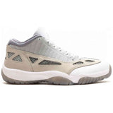 Zapatillas Air Jordan 11 Low IE "Light Orewood Brown"
