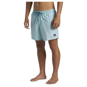  Quiksilver Solid 15