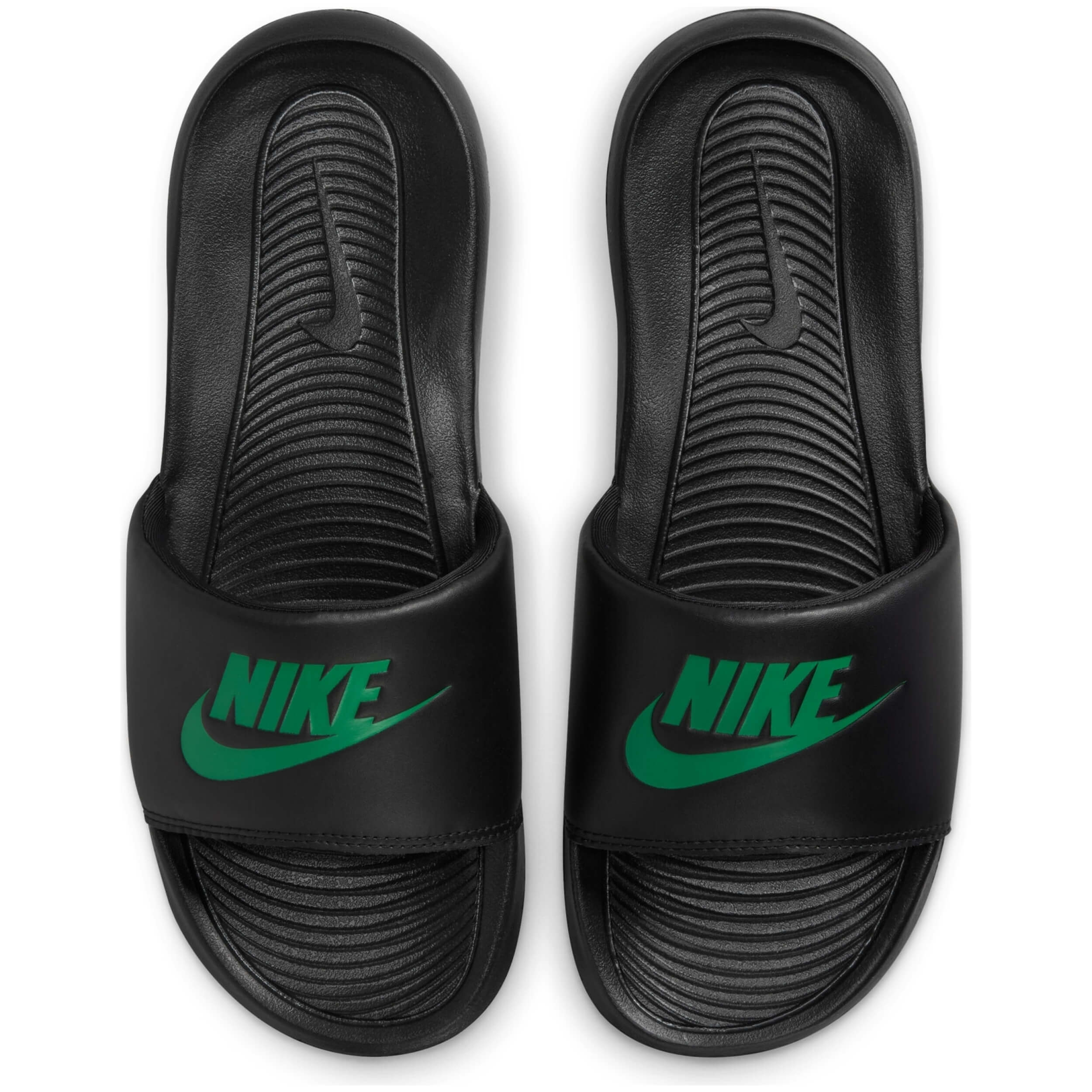  Nike Victori One