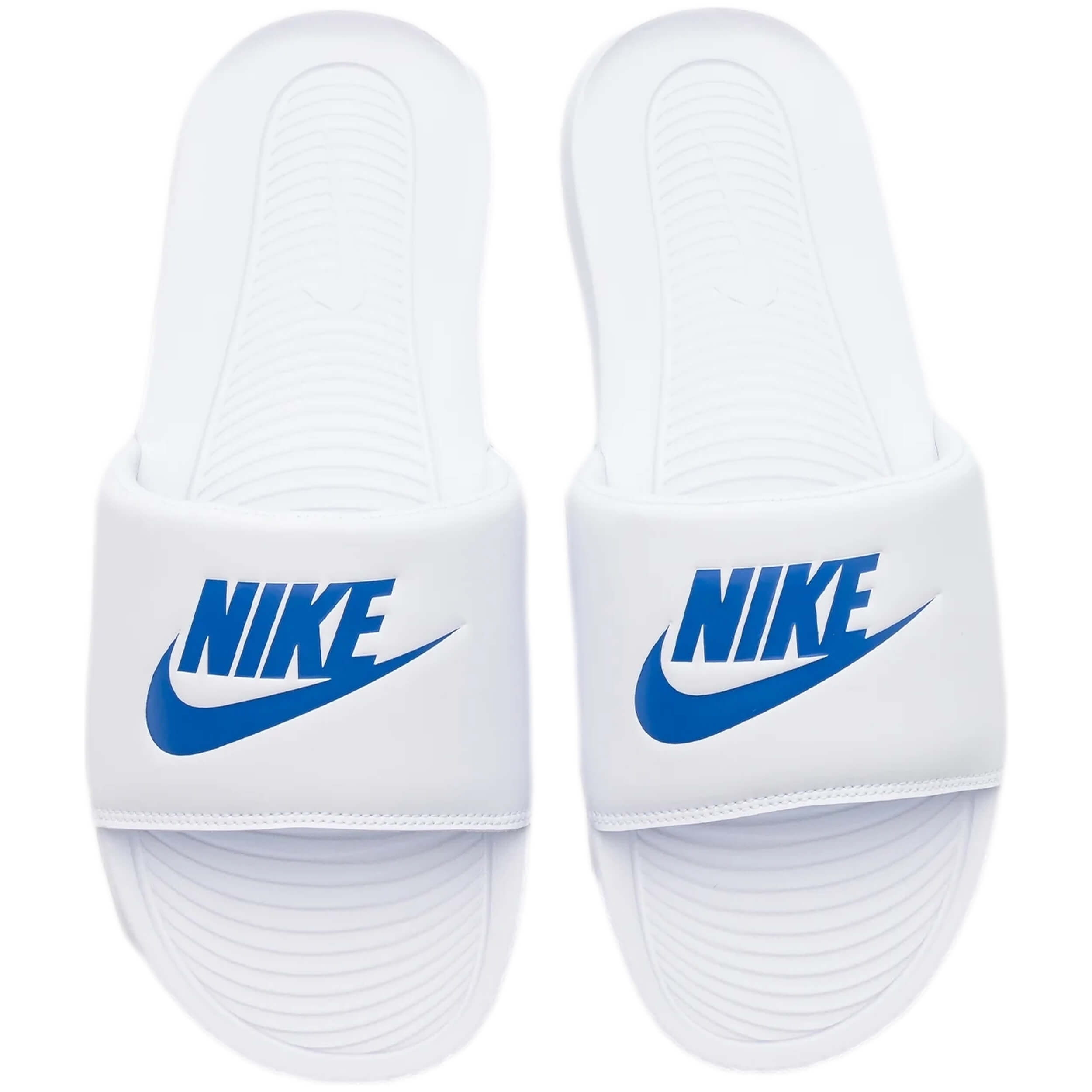 Nike Victori One