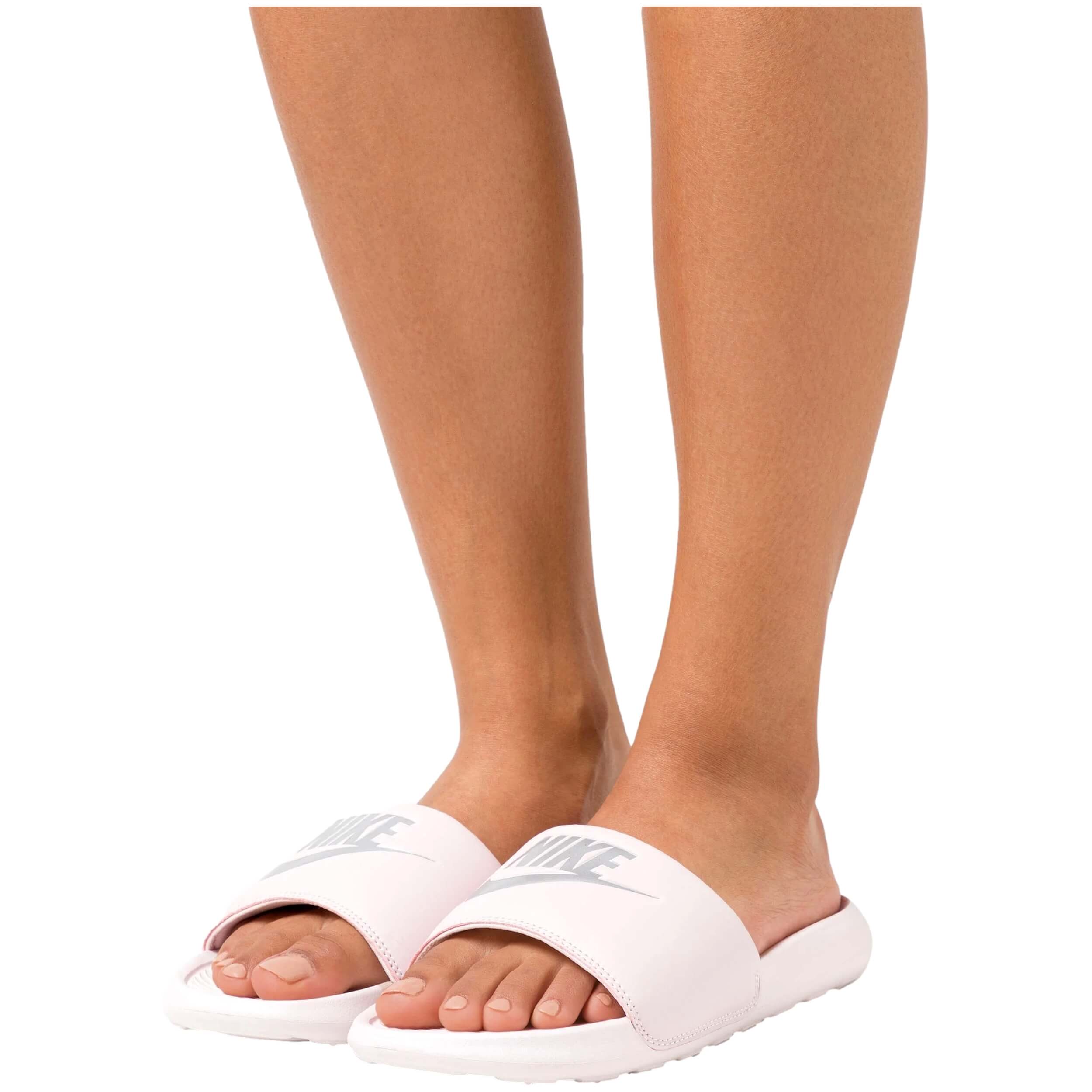 Sandalias Nike Victori One