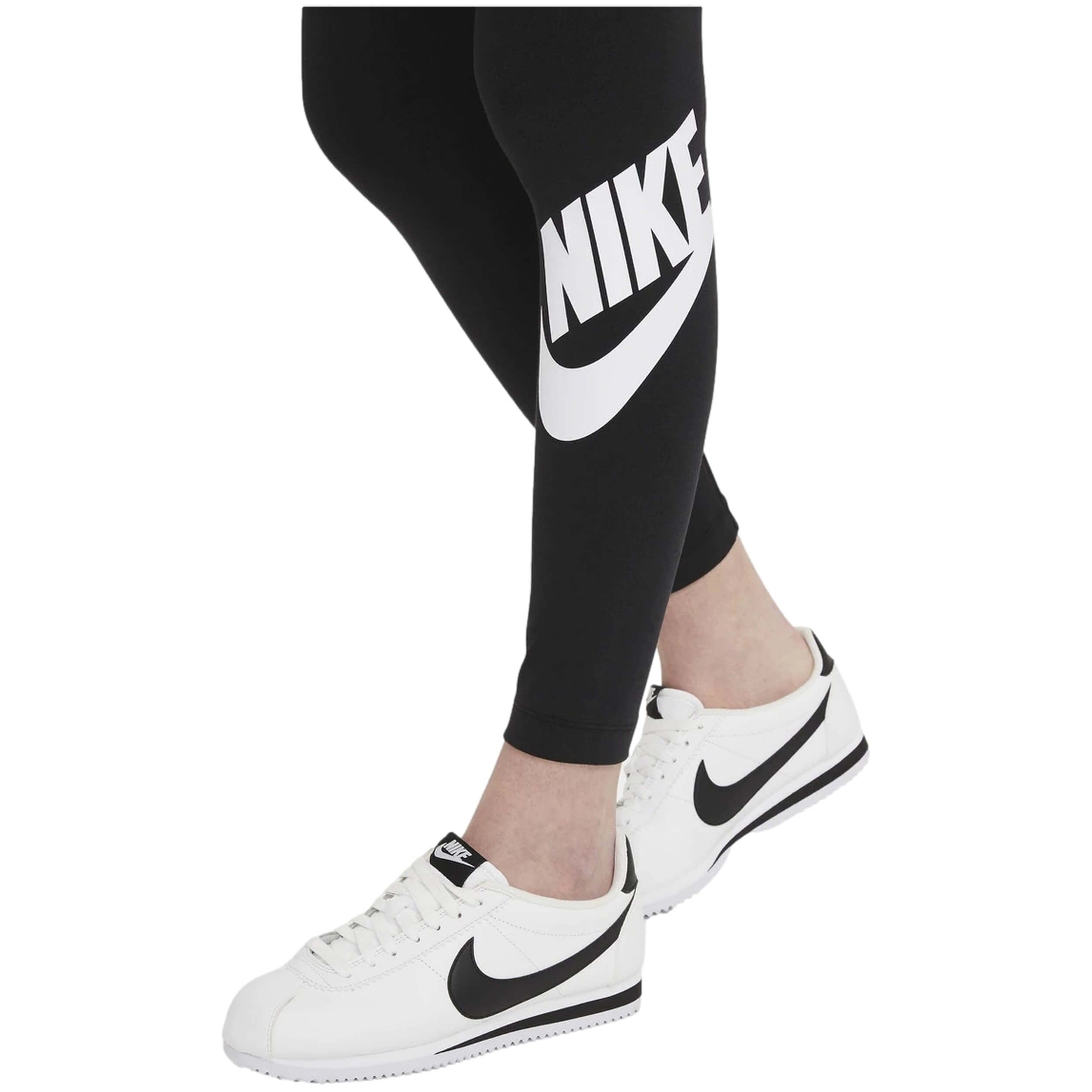 Mallas Deportivas Nike Sportswear Essential