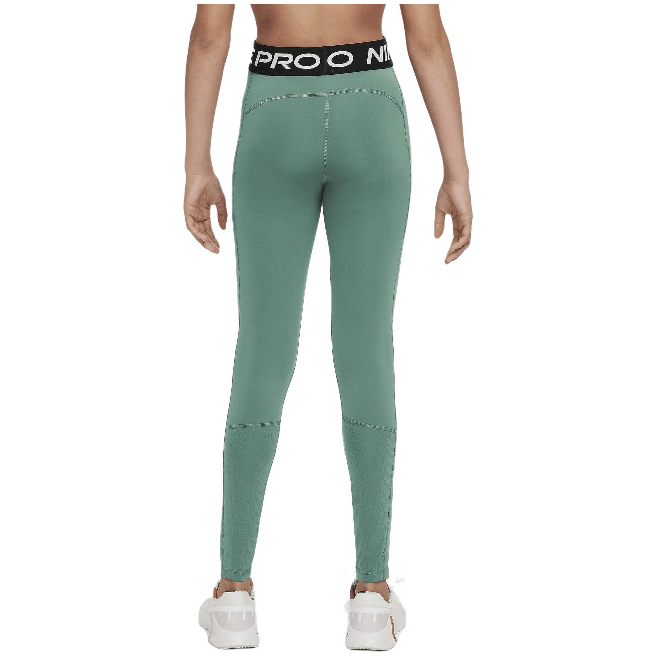  Nike Pro