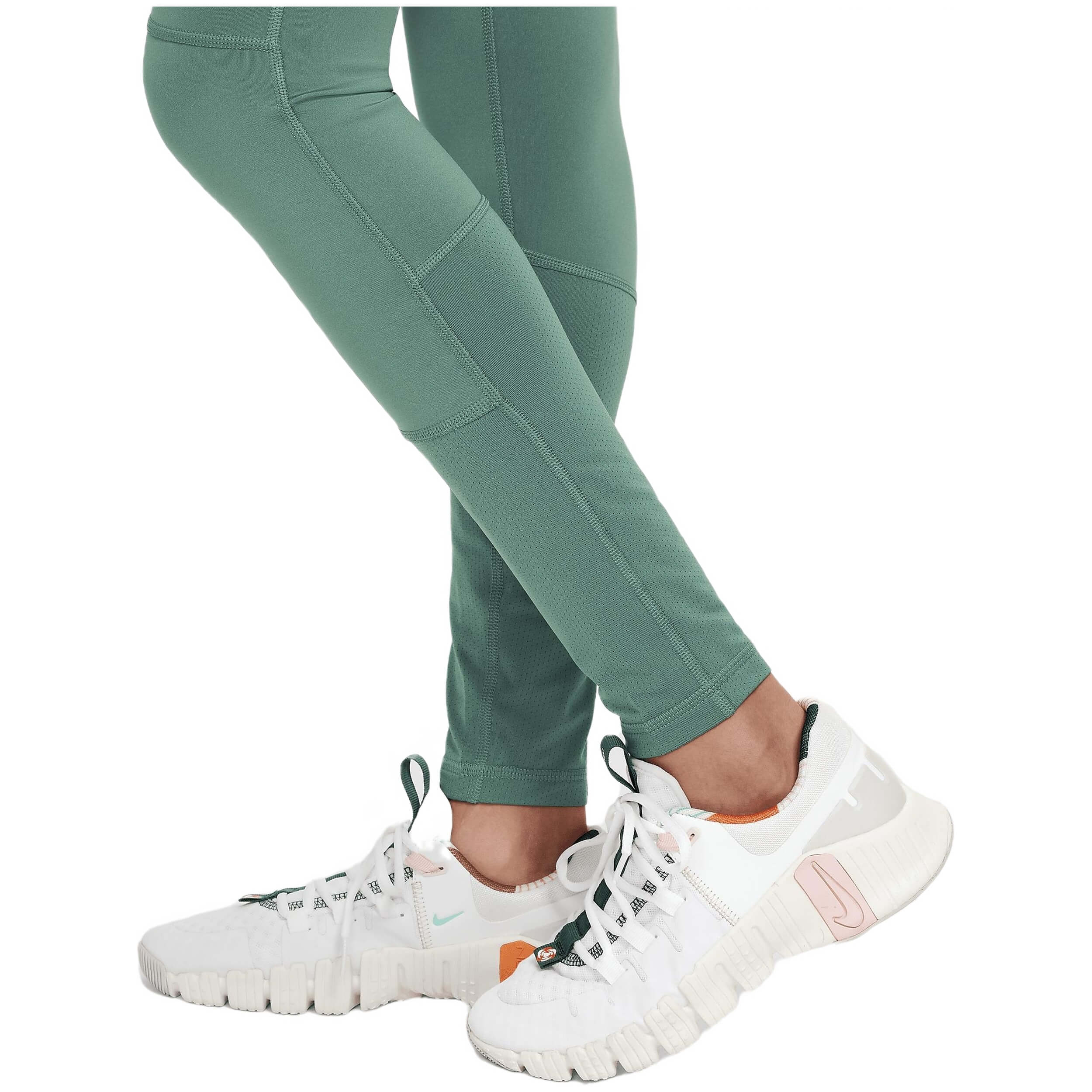  Nike Pro