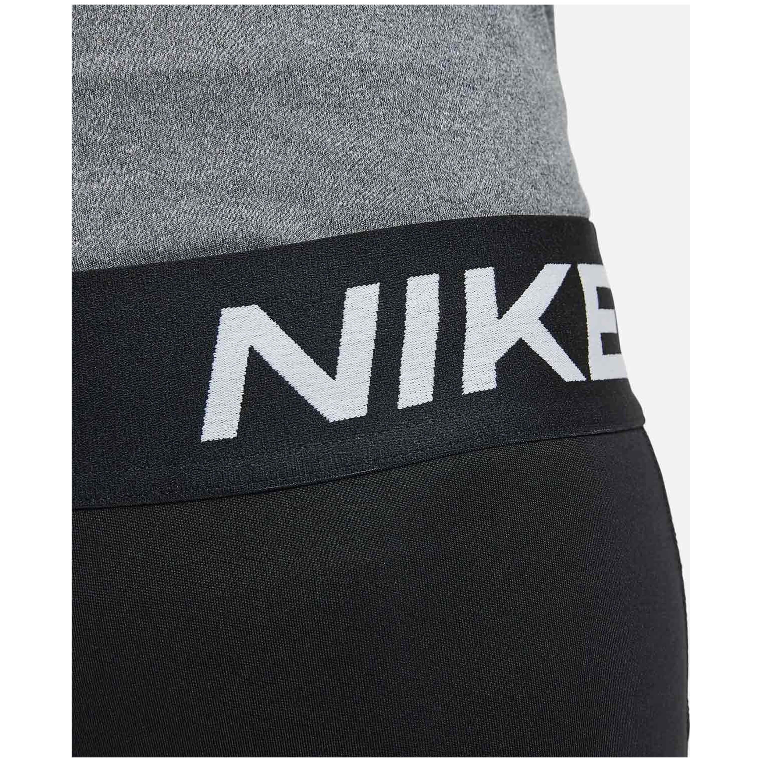 Pantalon Corto Nike Pro