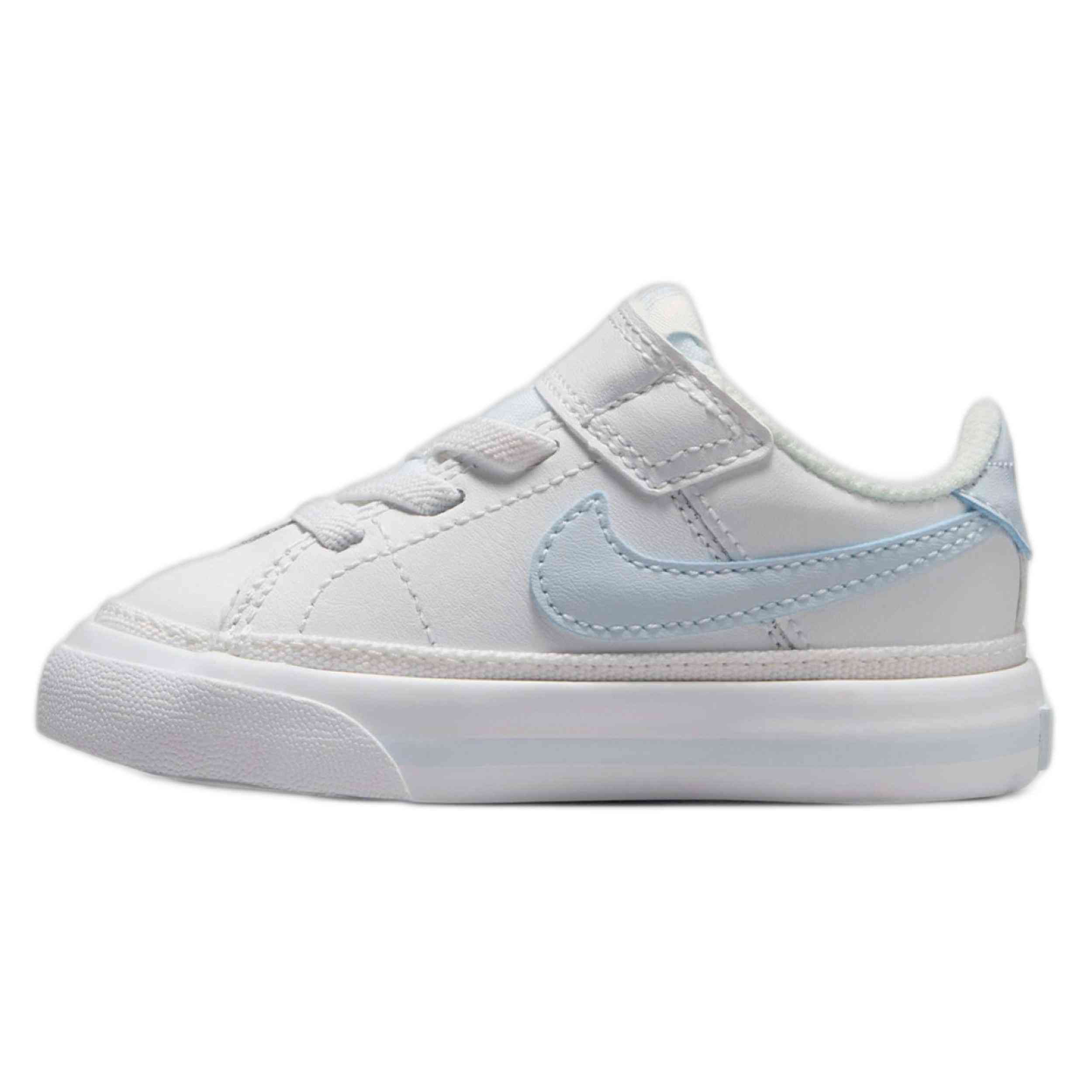 Nike Court Legacy