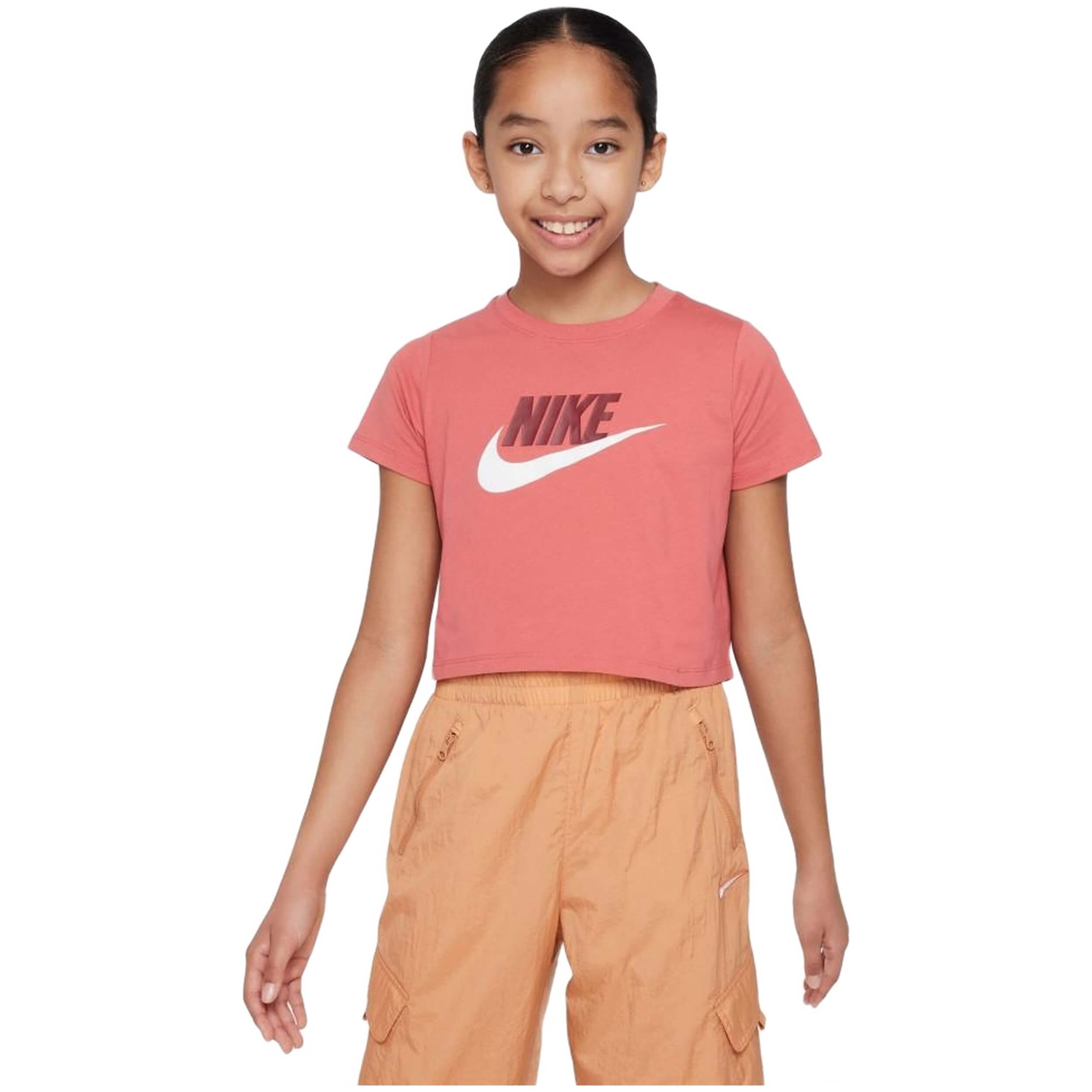  Nike Sportswear