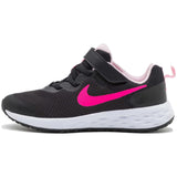 Nike Revolution 6