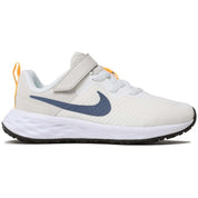  Nike Revolution 6