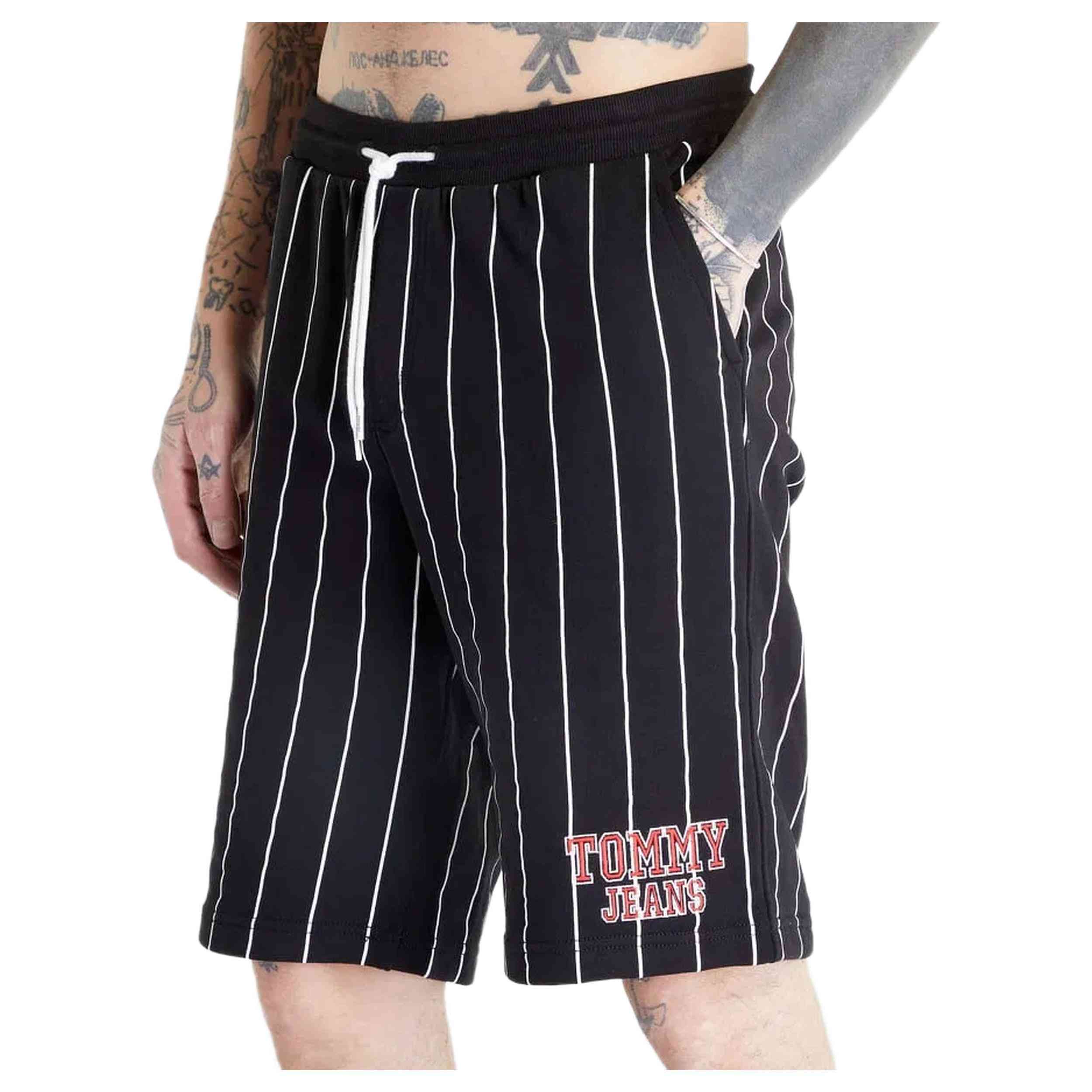  Tommy Hilfiger Oversized Pinstripe
