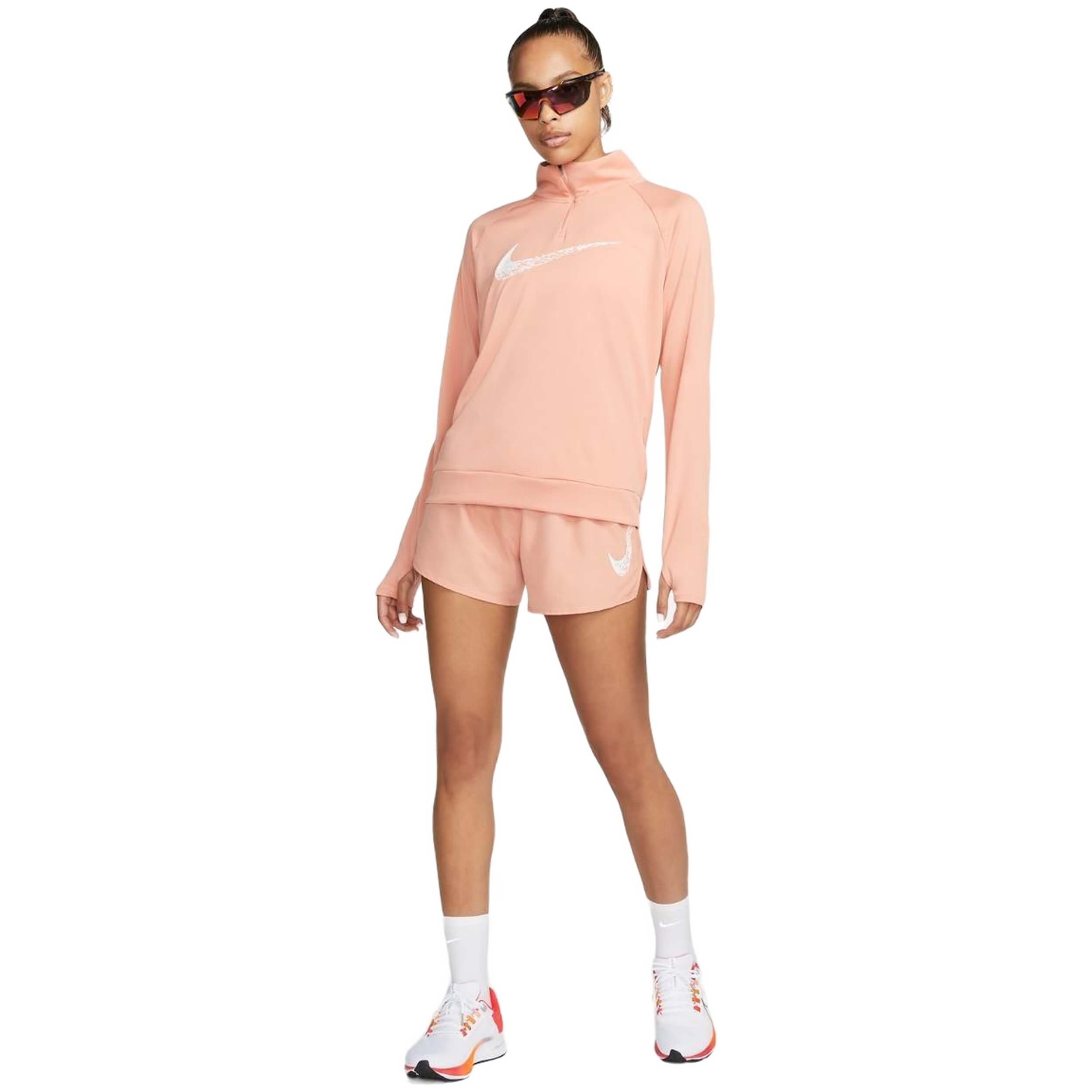 Nike Dri-Fit Swoosh Run