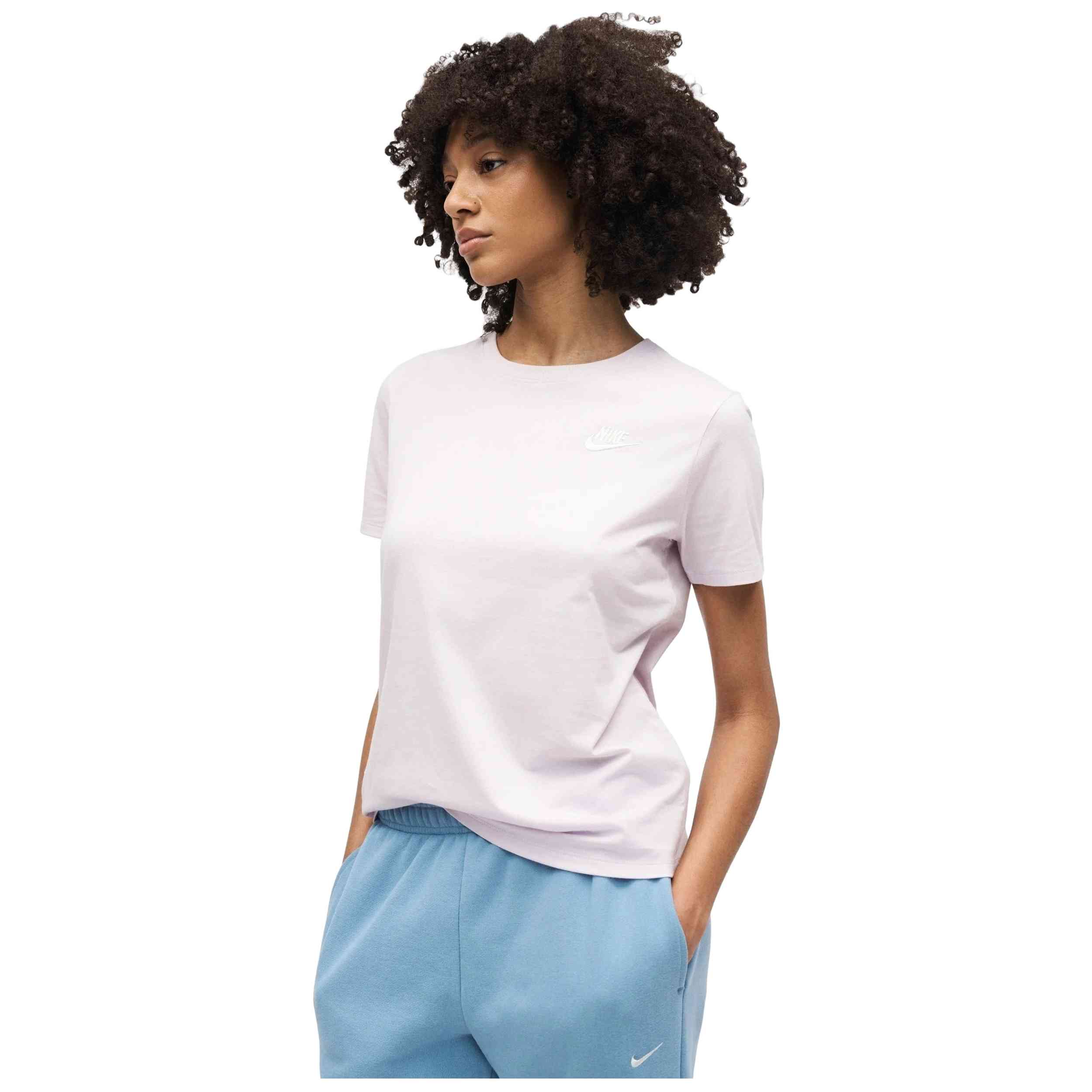 Camiseta De Manga Corta Nike Sportswear Club Essentials "Bleached Lilac"