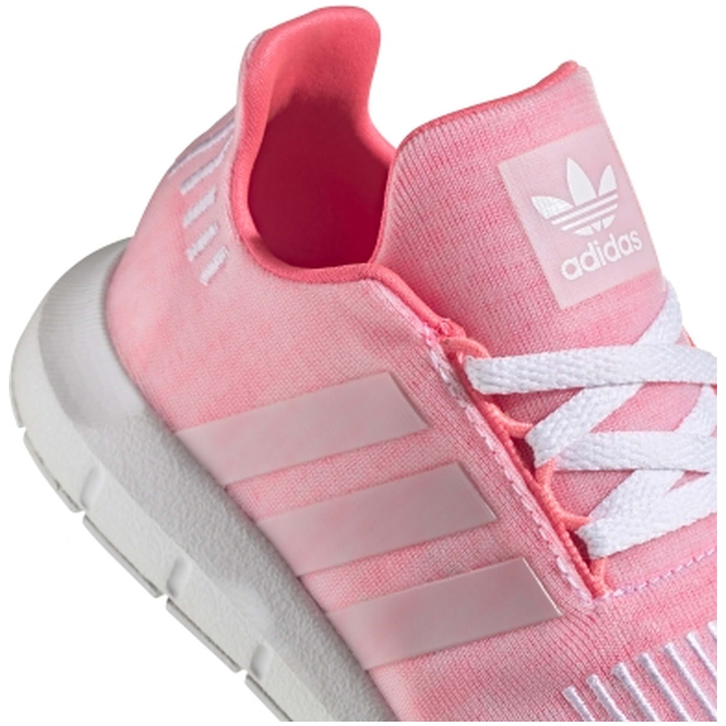 Zapatillas Adidas Swift Run C