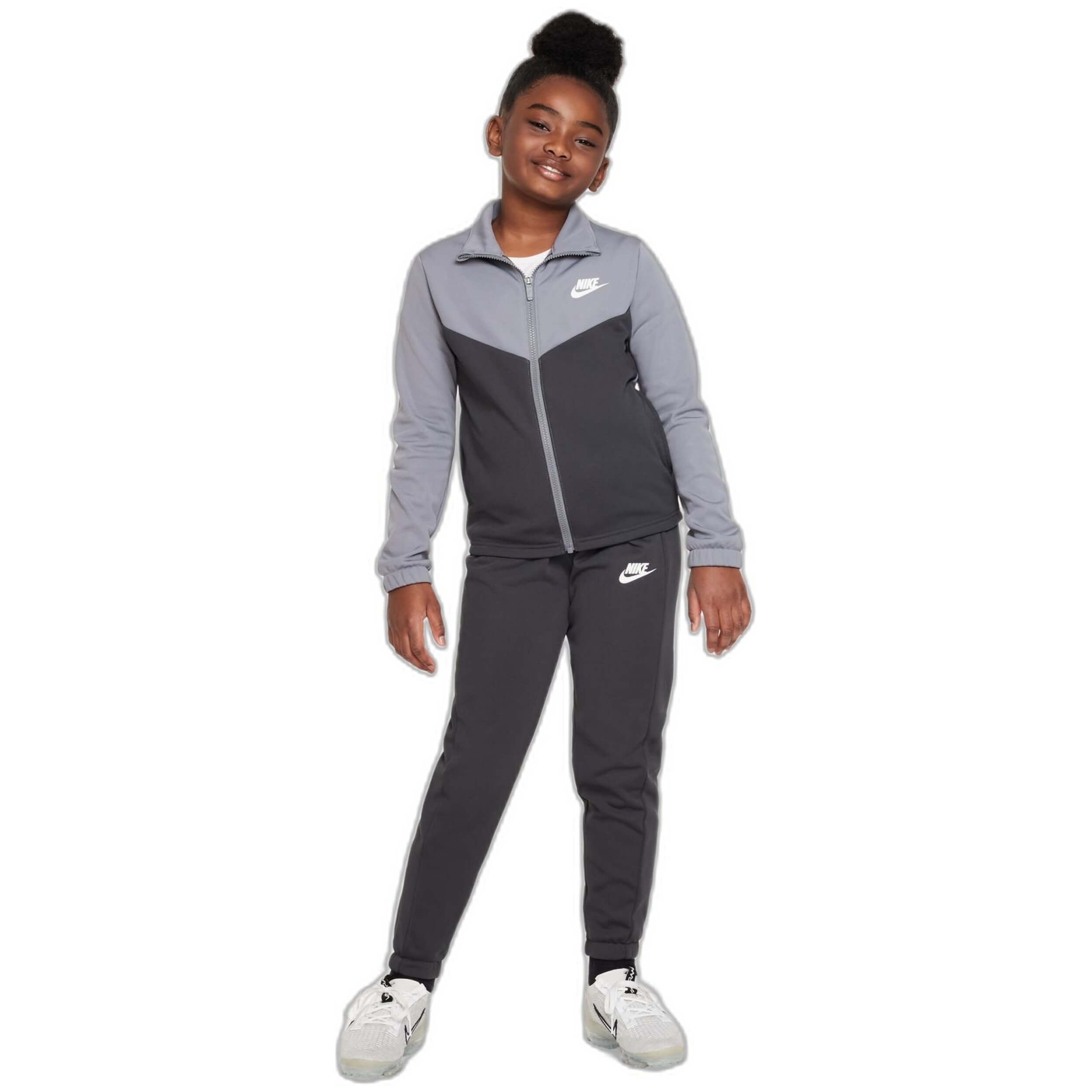 Conjunto Nike Sportswear