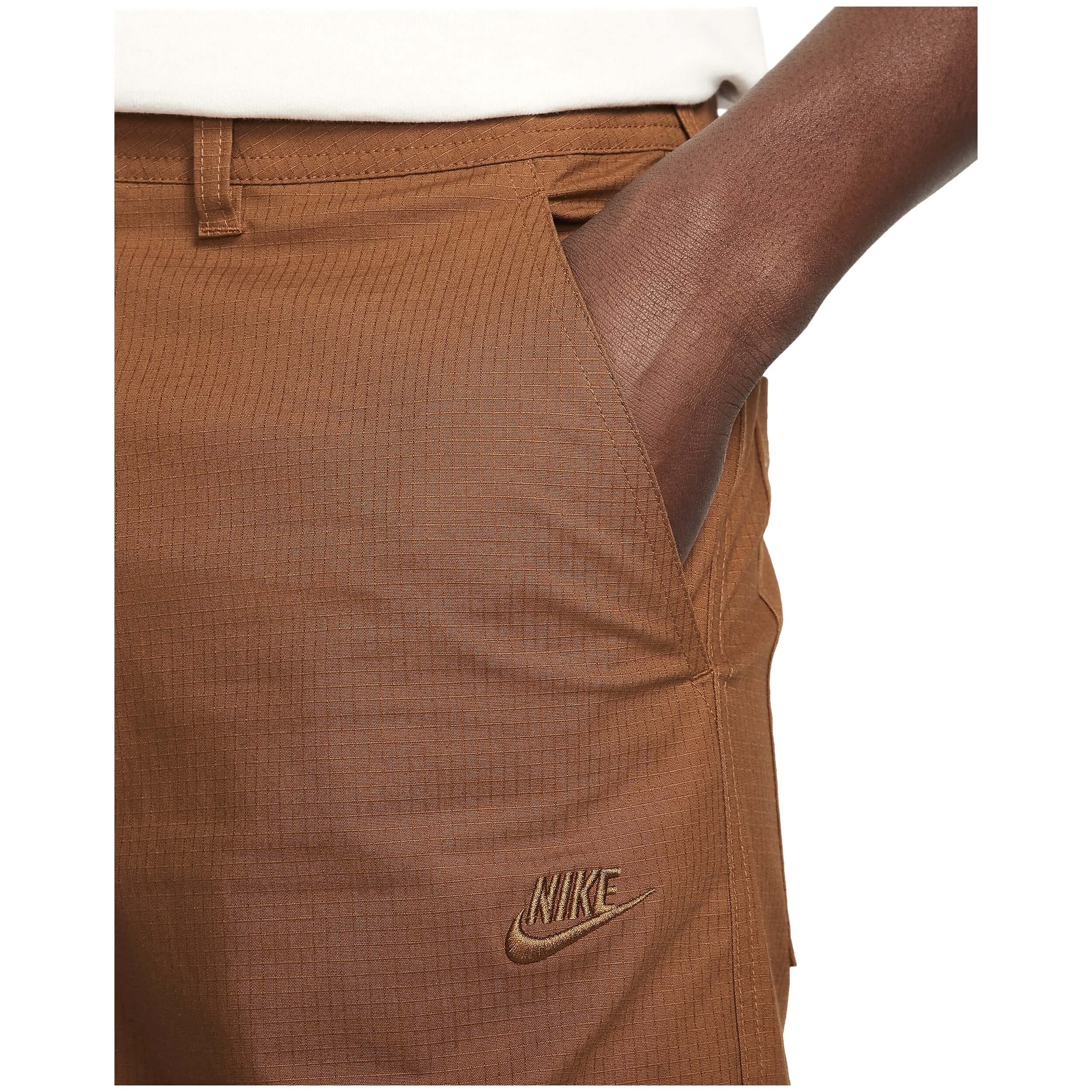 Pantalon Largo Nike Club Cargo