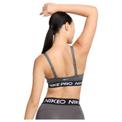  Nike Indy Plunge