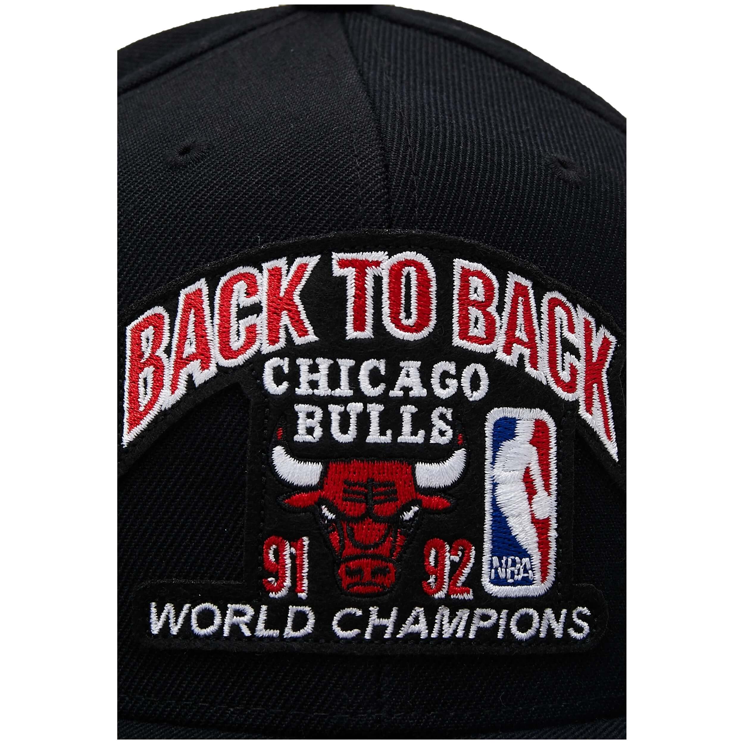 Mitchell &amp; Ness Chicago Bulls Cap