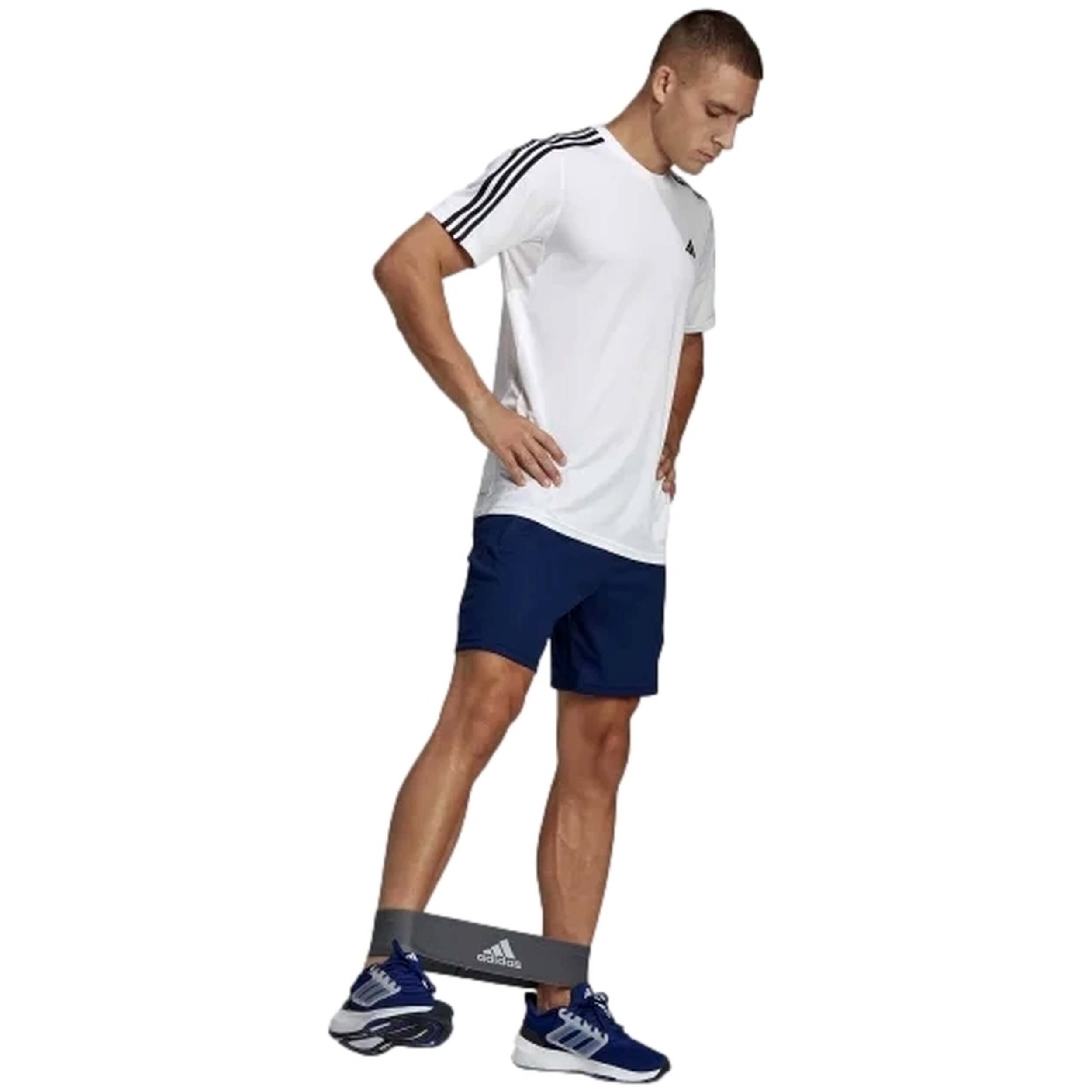  Adidas Tr-Es Logo