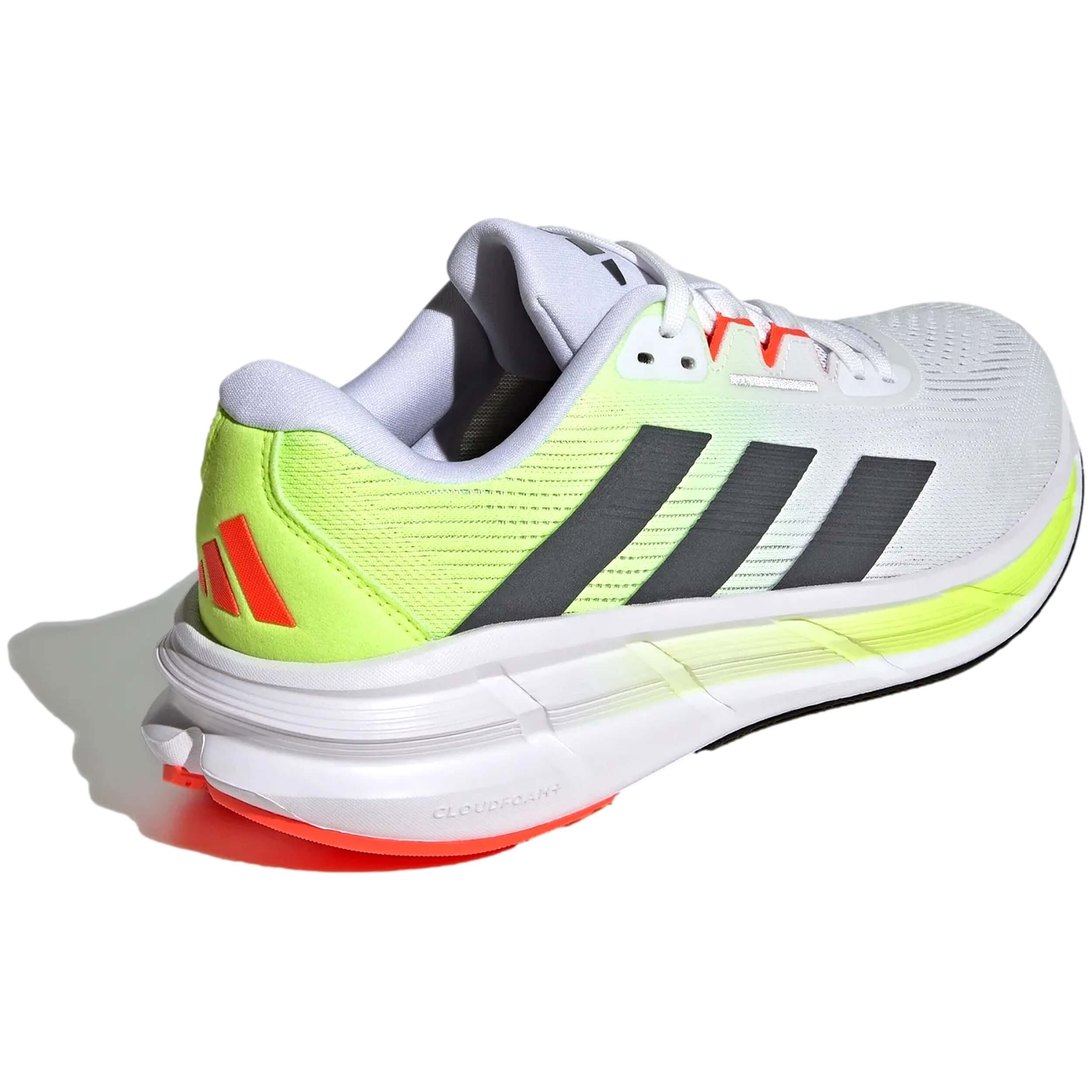 Adidas Questar 3 Sneakers