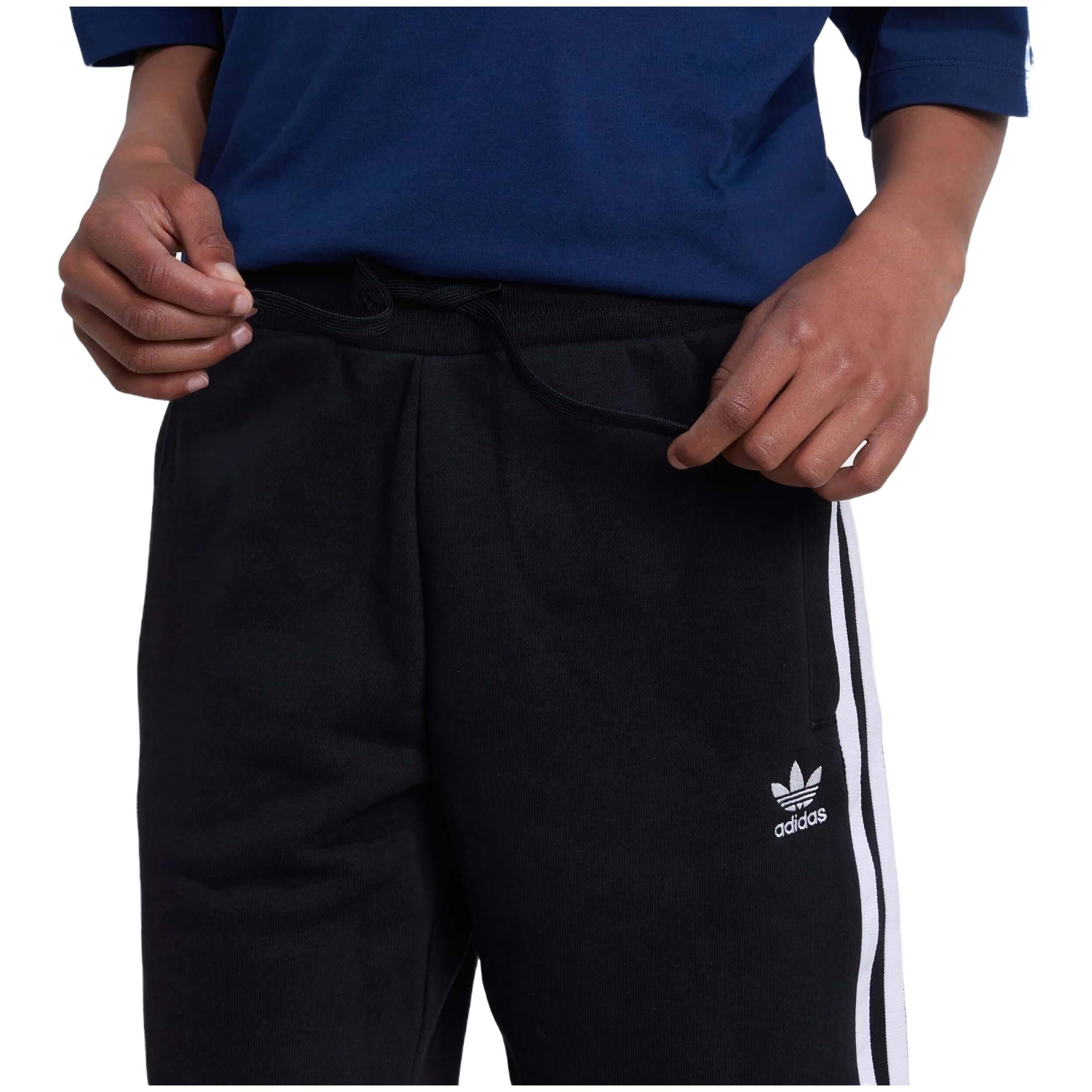 Pantalon Corto Adidas Iy7481