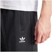 Pantalon Corto Adidas Iy8520