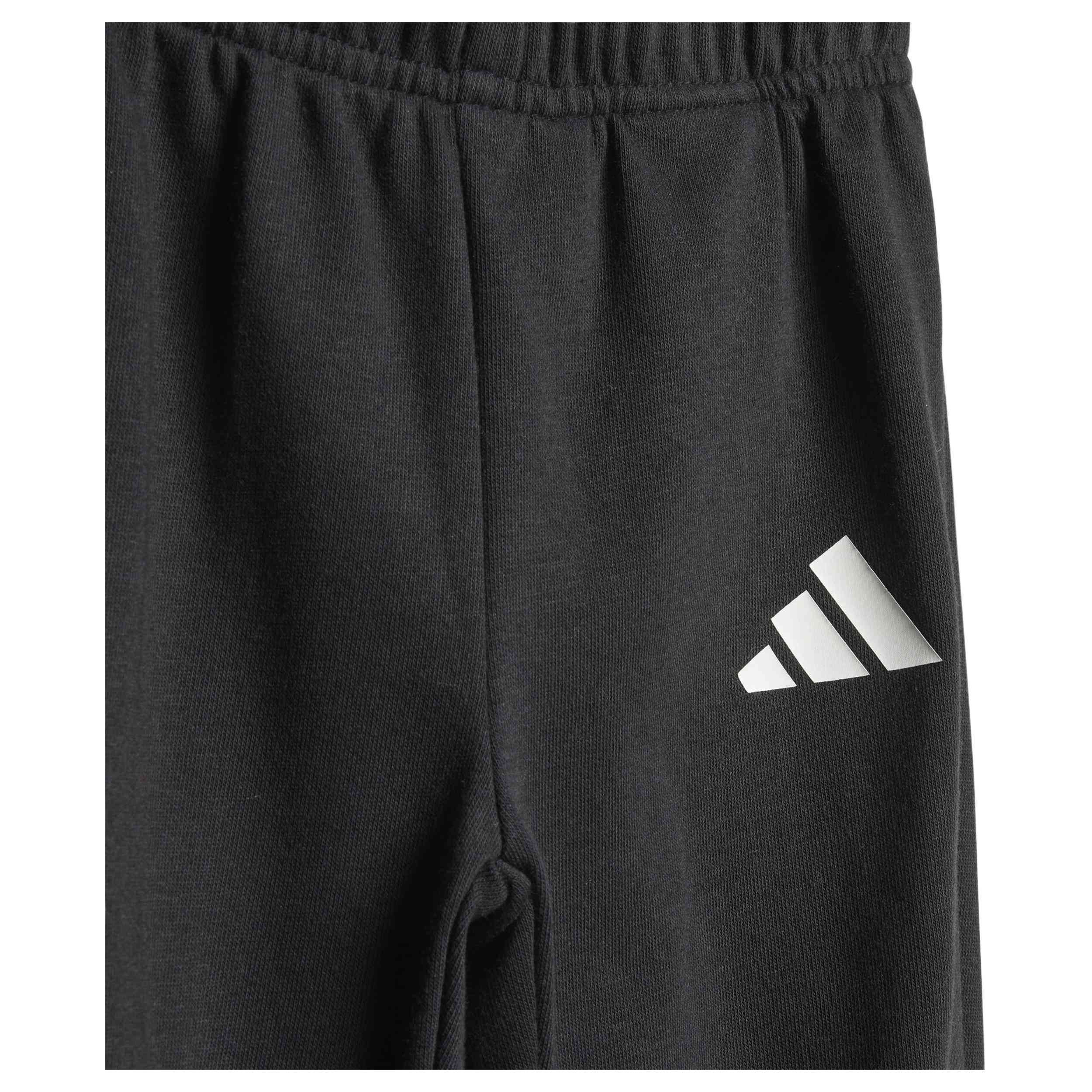 Conjunto Adidas I French Terry 240
