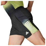 Pantalon Corto Adidas Own The Run Club