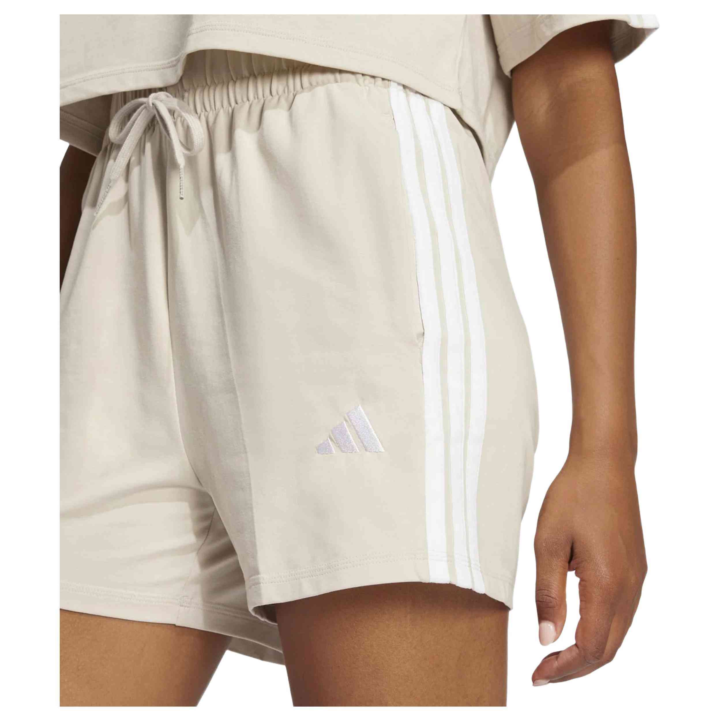 Pantalon Corto Adidas Je1195