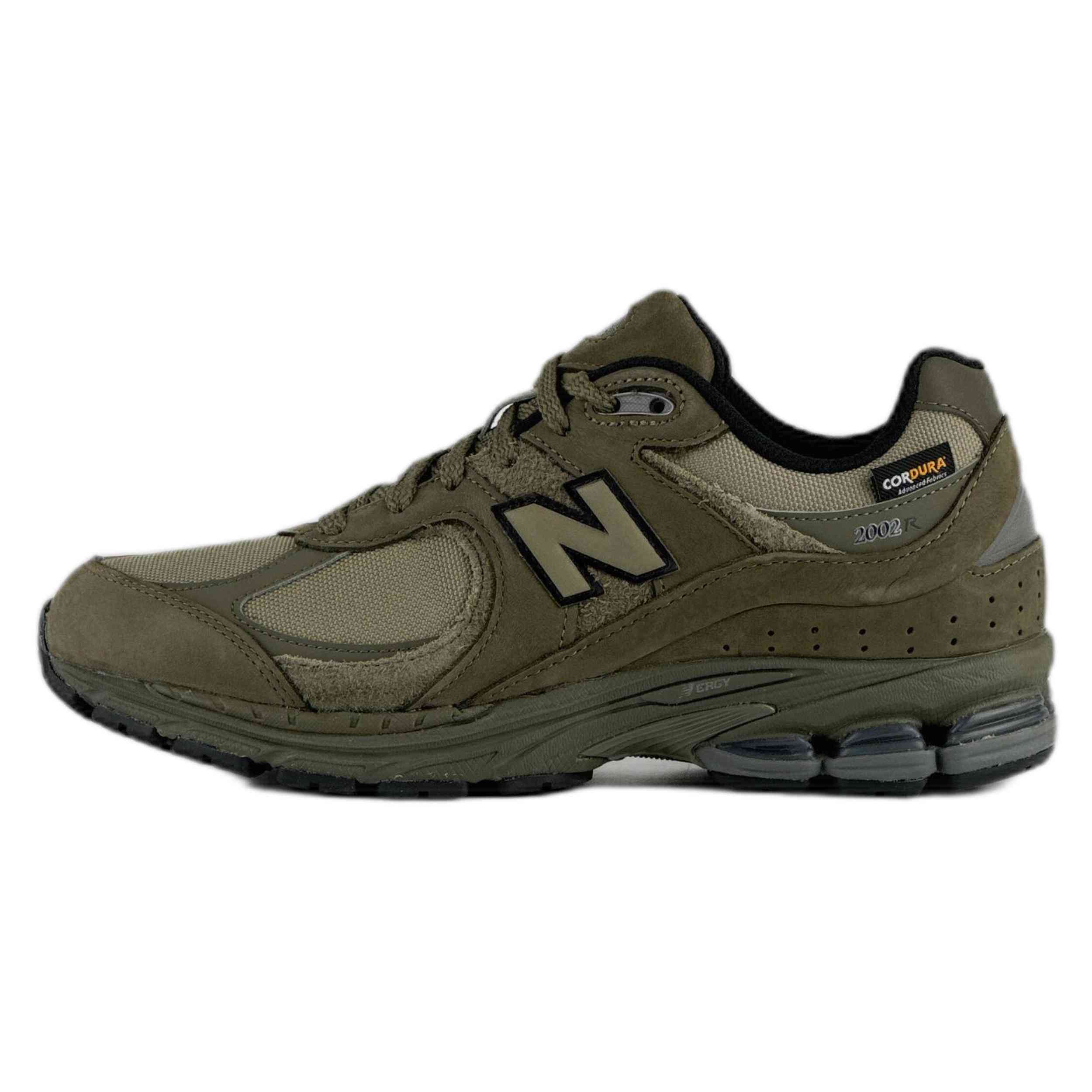  New Balance 2002R