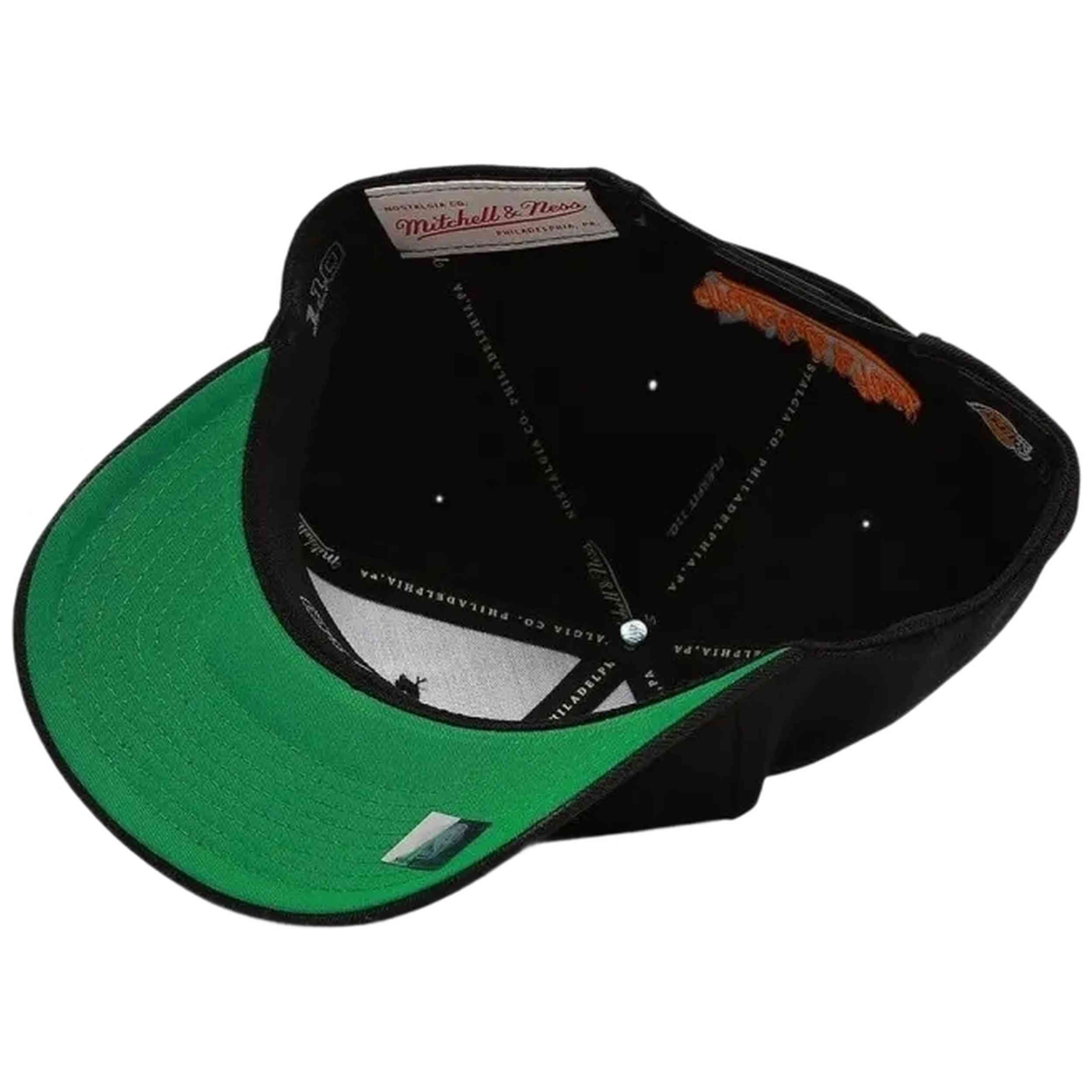 Imagen del producto con referencia MN-NBA-INTL825-LALAKE