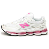 Zapatillas New Balance 2000 "White / Lighter Pink Heat"