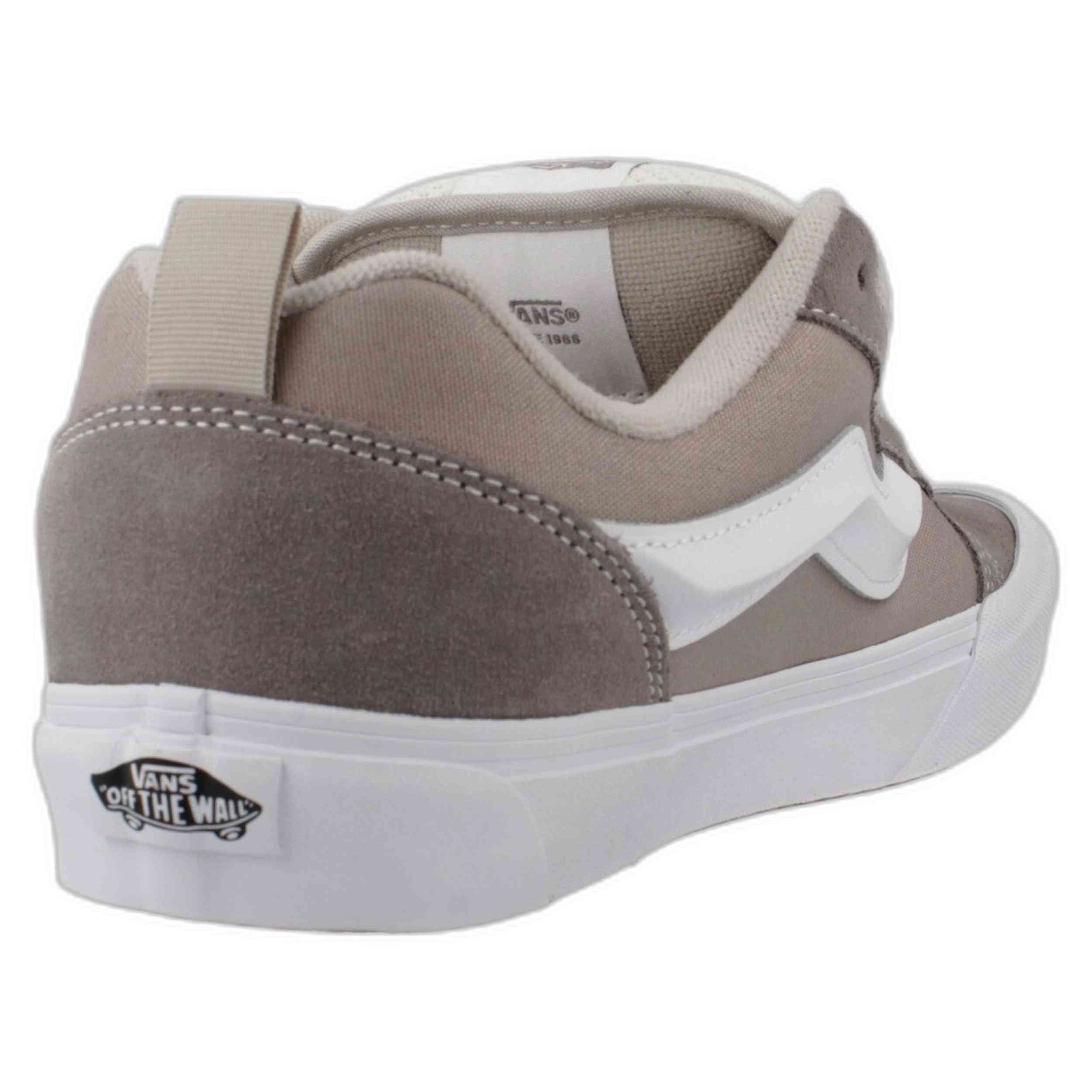  Vans Knu Skool