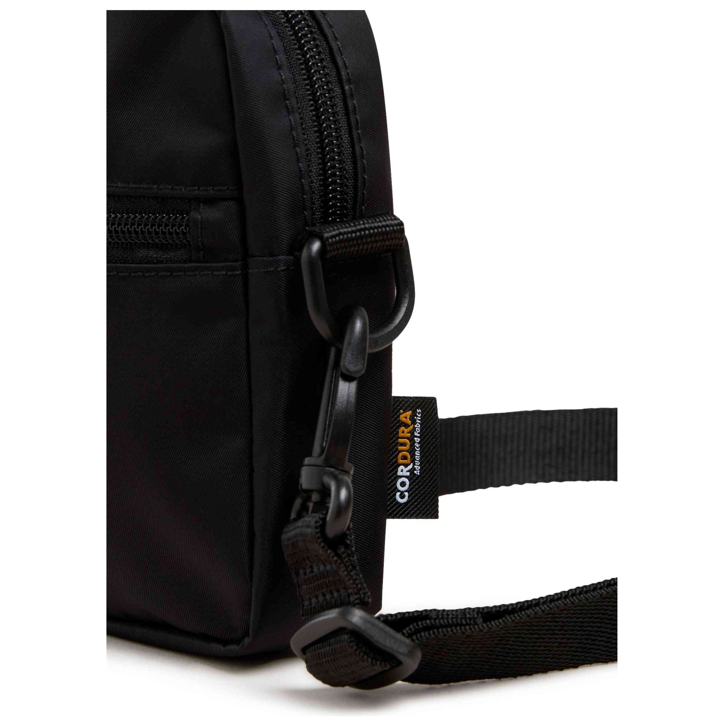 Imagen del producto con referencia VN000MP6BLK1
